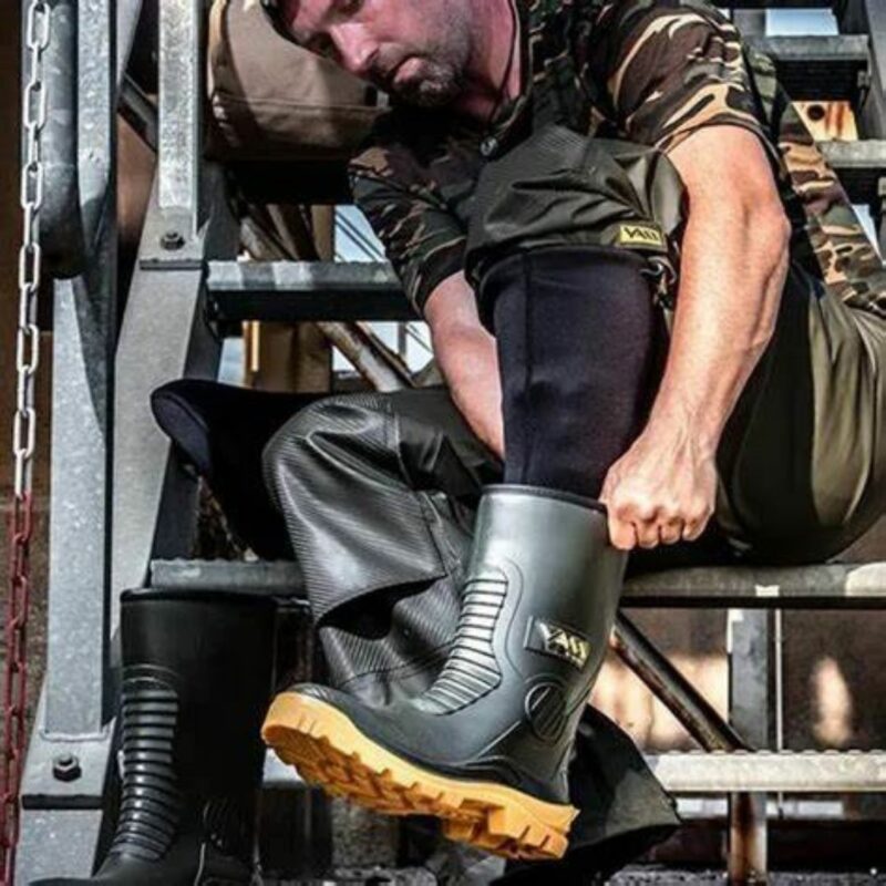 Vass R Boots (ANY SIZE)