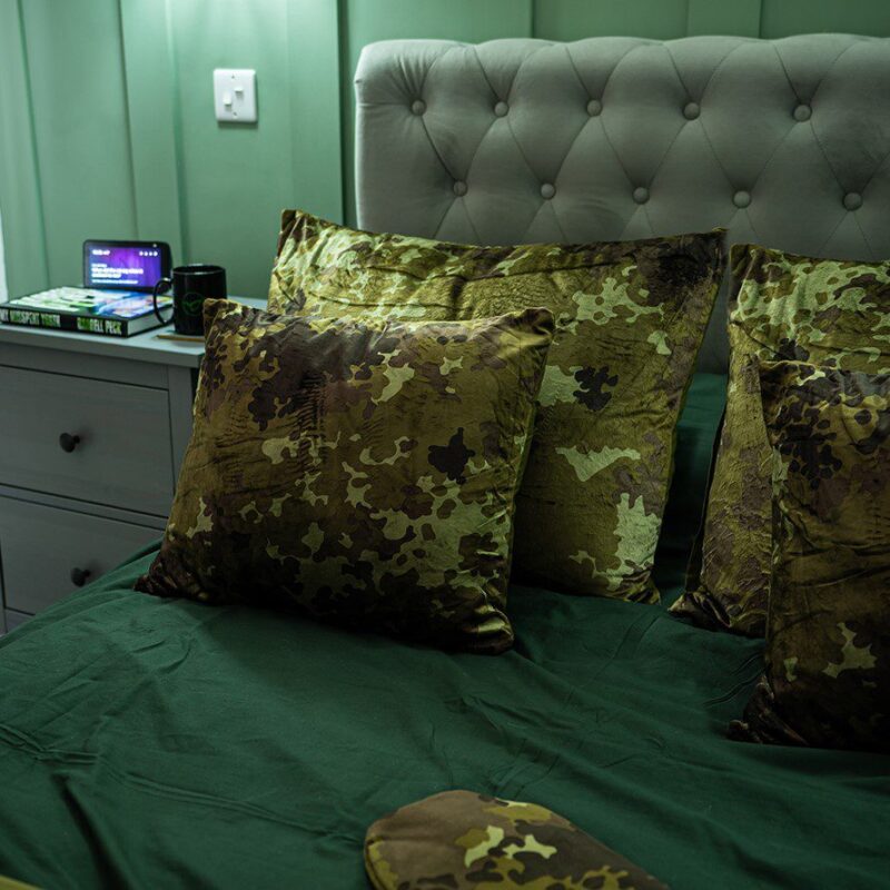 LARGE KORDA THERMAKORE PILLOW