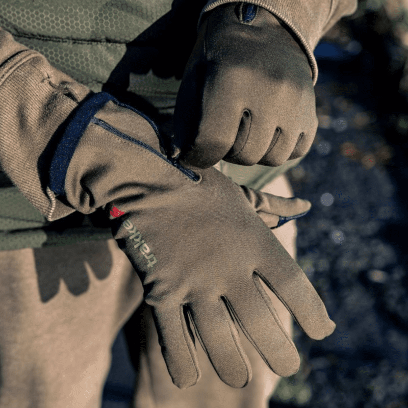 10 Chances To Win Trakker Thermal Stretch Fishing Gloves
